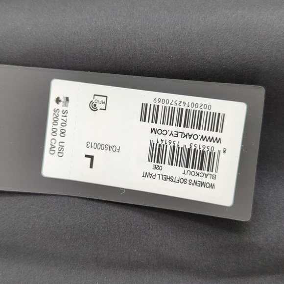 NWT Oakley Woman's Soft Shell Ski Pants - Picture 5 of 5